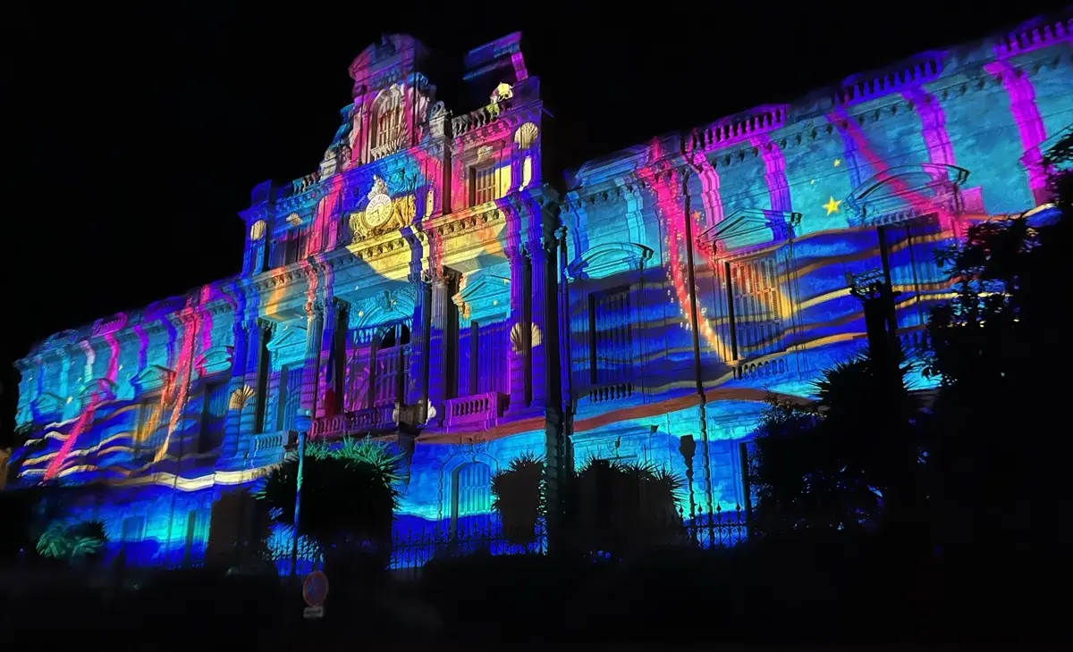 Coeur de ville en lumières — 1